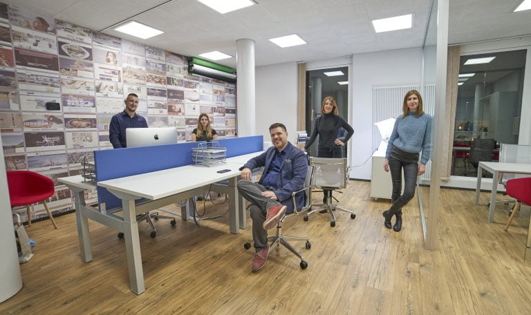Banner Staff in Office