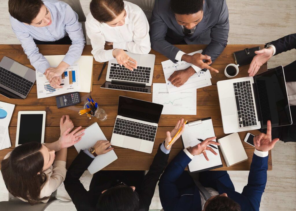 business-people-meeting-in-office-KBUL4H3.jpg